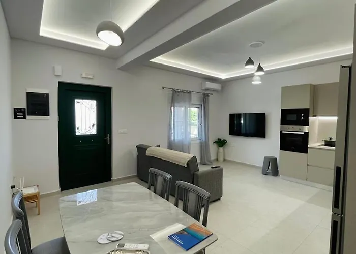 Julie Argostoli (Kefalonia)